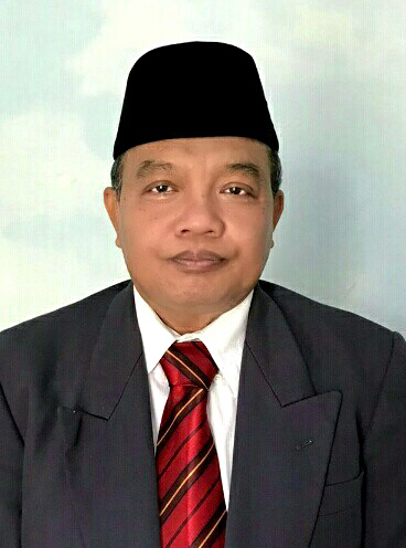 Dr. HARIS RIADI, M.Ag